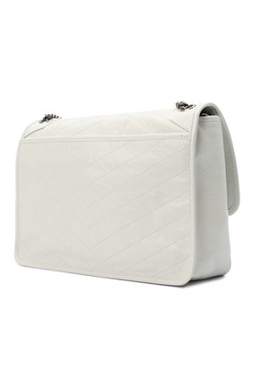 Женская сумка niki large SAINT LAURENT белого цвета по цене 178500 руб., арт. 498883/0EN04 | Фото 4 Женская сумка niki large SAINT LAURENT белого цвета, арт. 498883/0EN04 | Фото 4 (Сумки-технические: Сумки через плечо; Ремень/цепочка: С цепочкой, На ремешке; Материал: Натуральная кожа; Размер: large)