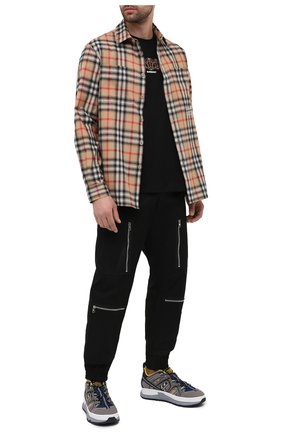 Мужская хлопковая футболка BURBERRY черного цвета по цене 33800 руб., арт. 8037085 | Фото 2 Мужская хлопковая футболка BURBERRY черного цвета, арт. 8037085 | Фото 2