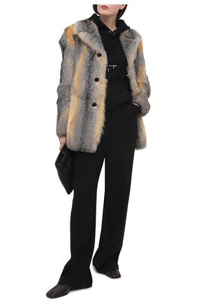 Женская шуба из меха лисы SAINT LAURENT разноцветного цвета по цене 1050000 руб., арт. 648337/Y7RG2 | Фото 2 Женская шуба из меха лисы SAINT LAURENT разноцветного цвета, арт. 648337/Y7RG2 | Фото 2 (Материал внешний: Натуральный мех; Стили: Гламурный; Материал подклада: Купро; Рукава: Длинные; Длина (верхняя одежда): До середины бедра)