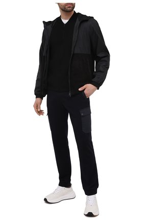 Мужской хлопковый кардиган Z ZEGNA черного цвета по цене 41050 руб., арт. VWC71/ZZ458 | Фото 2 Мужской хлопковый кардиган Z ZEGNA черного цвета, арт. VWC71/ZZ458 | Фото 2 (Мужское Кросс-КТ: Кардиган-одежда; Длина (для топов): Стандартные; Стили: Кэжуэл; Рукава: Длинные; Материал внешний: Хлопок)