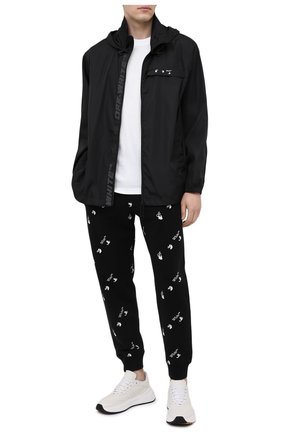 Мужская хлопковая футболка OFF-WHITE белого цвета по цене 27200 руб., арт. 0MAA027R21JER003 | Фото 2 Мужская хлопковая футболка OFF-WHITE белого цвета, арт. 0MAA027R21JER003 | Фото 2