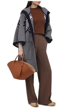 Женское пальто из шерсти и кашемира CHLOÉ синего цвета по цене 152500 руб., арт. CHC21SMM81515 | Фото 2 Женское пальто из шерсти и кашемира CHLOÉ синего цвета, арт. CHC21SMM81515 | Фото 2