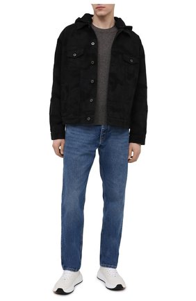 Мужская джинсовая куртка VALENTINO черного цвета по цене 114500 руб., арт. VV3DC01U724 | Фото 2 Мужская джинсовая куртка VALENTINO черного цвета, арт. VV3DC01U724 | Фото 2