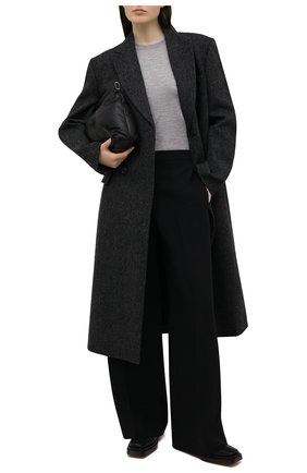 Женский кашемировый топ TOM FORD серого цвета по цене 89950 руб., арт. MAK937-YAX087 | Фото 2 Женский кашемировый топ TOM FORD серого цвета, арт. MAK937-YAX087 | Фото 2