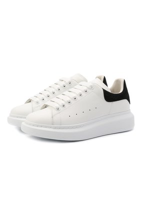 Женские кожаные кеды xl sole ALEXANDER MCQUEEN черного цвета по цене 39950 руб., арт. 650788/WHZ4K | Фото 1 Женские кожаные кеды xl sole ALEXANDER MCQUEEN черного цвета, арт. 650788/WHZ4K | Фото 1