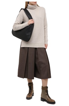Женские комбинированные ботинки BALMAIN хаки цвета по цене 86200 руб., арт. VN1C561/TMCV | Фото 2 Женские комбинированные ботинки BALMAIN хаки цвета, арт. VN1C561/TMCV | Фото 2 (Подошва: Платформа; Женское Кросс-КТ: Военные ботинки; Материал внешний: Текстиль, Кожа; Материал внутренний: Натуральная кожа; Каблук высота: Низкий)
