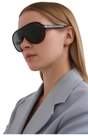 Женские солнцезащитные очки TOM FORD черного цвета по цене 33150 руб., арт. TF814-N | Фото 2 Женские солнцезащитные очки TOM FORD черного цвета, арт. TF814-N | Фото 2