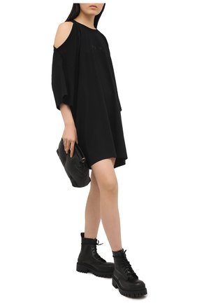 Женское хлопковое платье VETEMENTS черного цвета по цене 52150 руб., арт. WE51DR845B 1610/BLACK | Фото 2 Женское хлопковое платье VETEMENTS черного цвета, арт. WE51DR845B 1610/BLACK | Фото 2