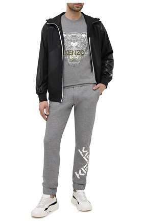 Мужская хлопковая футболка KENZO серого цвета по цене 9255 руб., арт. FB55TS0204YA | Фото 2 Мужская хлопковая футболка KENZO серого цвета, арт. FB55TS0204YA | Фото 2