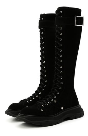 Женские замшевые сапоги ALEXANDER MCQUEEN черного цвета по цене 107000 руб., арт. 595466/WHZ28 | Фото 1 Женские замшевые сапоги ALEXANDER MCQUEEN черного цвета, арт. 595466/WHZ28 | Фото 1 (Материал внутренний: Натуральная кожа; Подошва: Платформа; Высота голенища: Средние; Каблук высота: Низкий; Каблук тип: Устойчивый; Материал внешний: Замша)