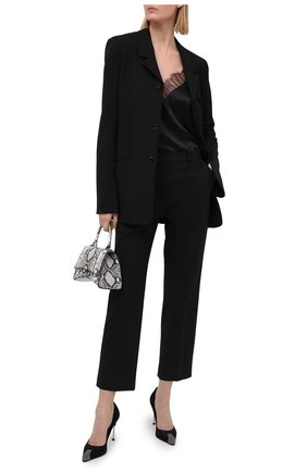 Женские замшевые туфли ALEXANDER MCQUEEN черного цвета по цене 95950 руб., арт. 633501/WHQVA | Фото 2 Женские замшевые туфли ALEXANDER MCQUEEN черного цвета, арт. 633501/WHQVA | Фото 2 (Материал внутренний: Натуральная кожа; Подошва: Плоская; Каблук тип: Шпилька; Материал внешний: Замша, Кожа; Длина стельки: 26, 27, 25,3, 26,7)