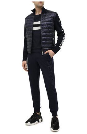 Мужская хлопковая футболка MONCLER темно-синего цвета по цене 23200 руб., арт. G1-091-8C7B5-10-8390T | Фото 2 Мужская хлопковая футболка MONCLER темно-синего цвета, арт. G1-091-8C7B5-10-8390T | Фото 2