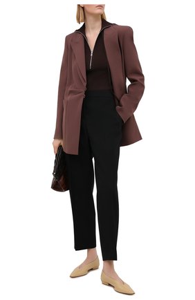 Женские кожаные балетки almond BOTTEGA VENETA бежевого цвета по цене 51500 руб., арт. 608872/VBSD0 | Фото 2 Женские кожаные балетки almond BOTTEGA VENETA бежевого цвета, арт. 608872/VBSD0 | Фото 2