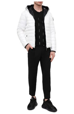 Мужские хлопковые брюки MONCLER черного цвета по цене 22000 руб., арт. G1-091-2A710-00-549P5 | Фото 2 Мужские хлопковые брюки MONCLER черного цвета, арт. G1-091-2A710-00-549P5 | Фото 2