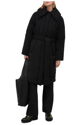 Женское пуховое пальто PROENZA SCHOULER черного цвета по цене 198500 руб., арт. R2111003-AW097 | Фото 2 Женское пуховое пальто PROENZA SCHOULER черного цвета, арт. R2111003-AW097 | Фото 2