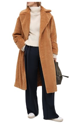 Женская шуба из экомеха PROENZA SCHOULER WHITE LABEL бежевого цвета по цене 82350 руб., арт. WL2111019-AY130 | Фото 2 Женская шуба из экомеха PROENZA SCHOULER WHITE LABEL бежевого цвета, арт. WL2111019-AY130 | Фото 2
