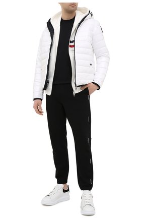 Мужская хлопковая футболка MONCLER черного цвета по цене 19750 руб., арт. G1-091-8C7B3-10-8390Y | Фото 2 Мужская хлопковая футболка MONCLER черного цвета, арт. G1-091-8C7B3-10-8390Y | Фото 2