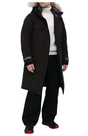 Мужская пуховая парка westmount CANADA GOOSE черного цвета по цене 135500 руб., арт. 2004M | Фото 2 Мужская пуховая парка westmount CANADA GOOSE черного цвета, арт. 2004M | Фото 2