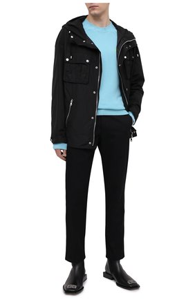 Мужской кашемировый свитер VERSACE голубого цвета по цене 94600 руб., арт. A88199/A237529 | Фото 2 Мужской кашемировый свитер VERSACE голубого цвета, арт. A88199/A237529 | Фото 2