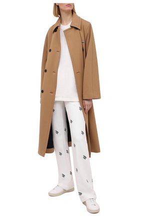 Женские хлопковые брюки REDVALENTINO кремвого цвета по цене 41450 руб., арт. VR3MD01L/5PL | Фото 2 Женские хлопковые брюки REDVALENTINO кремвого цвета, арт. VR3MD01L/5PL | Фото 2