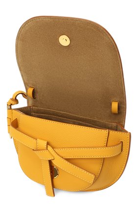 Женская сумка gate mini LOEWE желтого цвета, арт. A650N46X02 | Фото 4 (Сумки-технические: Сумки через плечо; Материал: Натуральная кожа; Размер: mini; Ремень/цепочка: На ремешке)