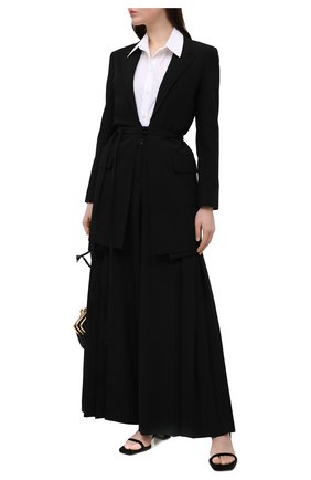 Женская хлопковая рубашка ALEXANDER MCQUEEN белого цвета по цене 51700 руб., арт. 584781/QAAAD | Фото 2 Женская хлопковая рубашка ALEXANDER MCQUEEN белого цвета, арт. 584781/QAAAD | Фото 2