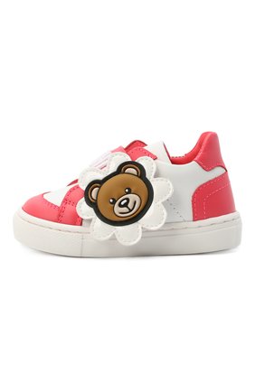 Детские кожаные кеды MOSCHINO белого цвета по цене 26050 руб., арт. 67391/S0FTY/KIPS/VERNICE 7/18-26 | Фото 2 Детские кожаные кеды MOSCHINO белого цвета, арт. 67391/S0FTY/KIPS/VERNICE 7/18-26 | Фото 2 (Материал внутренний: Натуральная кожа; Кросс-КТ: велькро; Материал внешний: Кожа; Региональные ограничения белый список (Axapta Mercury): RU; Длина стельки: 12,5, 13,1; Девочки Кросс-КТ: Обувь-низкие)
