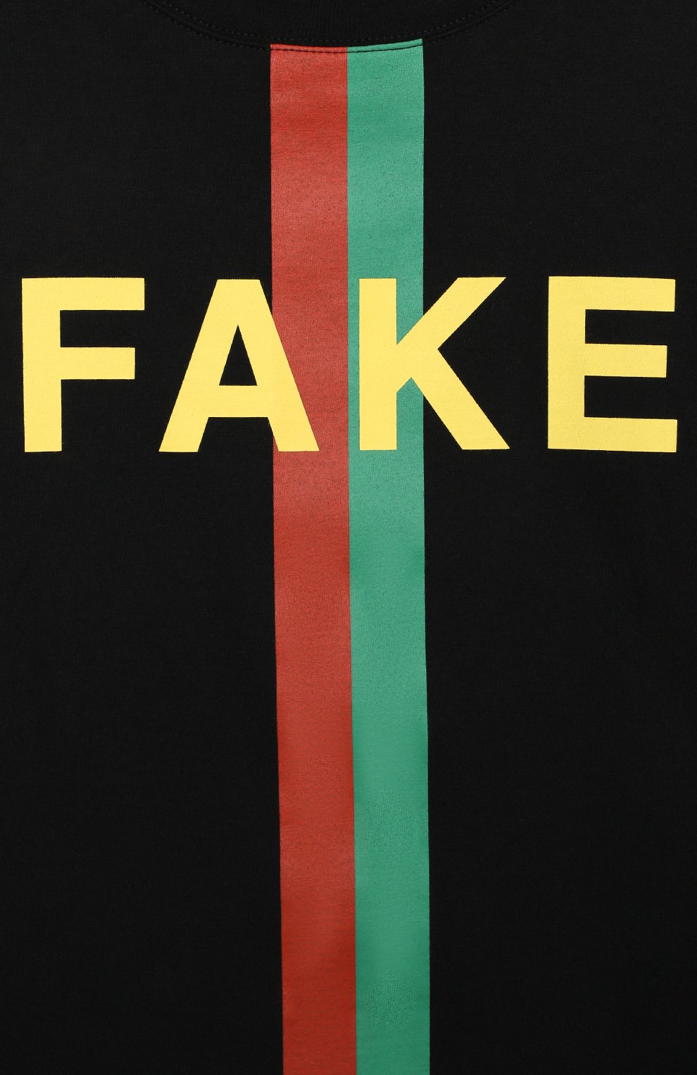 Мужского хлопковая футболка GUCCI черного цвета по цене 19950 руб., арт. 586167/XJC7Q | Фото 3 Мужского хлопковая футболка GUCCI черного цвета, арт. 586167/XJC7Q | Фото 3 (Региональные ограничения белый список (Axapta Mercury): RU; Мальчики Кросс-КТ: Футболка-одежда; Ростовка одежда: 10 - 11 лет | 140 - 146см, 4 года | 104 см, 5 лет | 110 см, 6 лет | 116 см, 8 лет | 128 см)