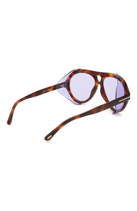 Женские солнцезащитные очки TOM FORD коричневого цвета по цене 34500 руб., арт. TF882 53Y | Фото 5 Женские солнцезащитные очки TOM FORD коричневого цвета, арт. TF882 53Y | Фото 5 (Тип очков: С/з; Очки форма: Авиаторы; Оптика Гендер: оптика-унисекс)