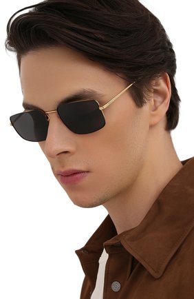 Женские солнцезащитные очки RAY-BAN черного цвета по цене 0 руб., арт. 3669-905487 | Фото 3 Женские солнцезащитные очки RAY-BAN черного цвета, арт. 3669-905487 | Фото 3 (Кросс-КТ: С/з-унисекс; Региональные ограничения белый список (Axapta Mercury): RU; Тип очков: С/з; Оптика Гендер: оптика-унисекс; Очки форма: Прямоугольные)