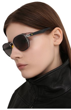 Женские солнцезащитные очки RAY-BAN серого цвета, арт. 3674M-F03011 | Фото 2 (Кросс-КТ: С/з-унисекс; Региональные ограничения белый список (Axapta Mercury): RU; Тип очков: С/з; Оптика Гендер: оптика-унисекс; Очки форма: Прямоугольные)