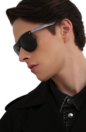Мужские солнцезащитные очки RAY-BAN черного цвета по цене 10900 руб., арт. 4147-601/87 | Фото 2 Мужские солнцезащитные очки RAY-BAN черного цвета, арт. 4147-601/87 | Фото 2