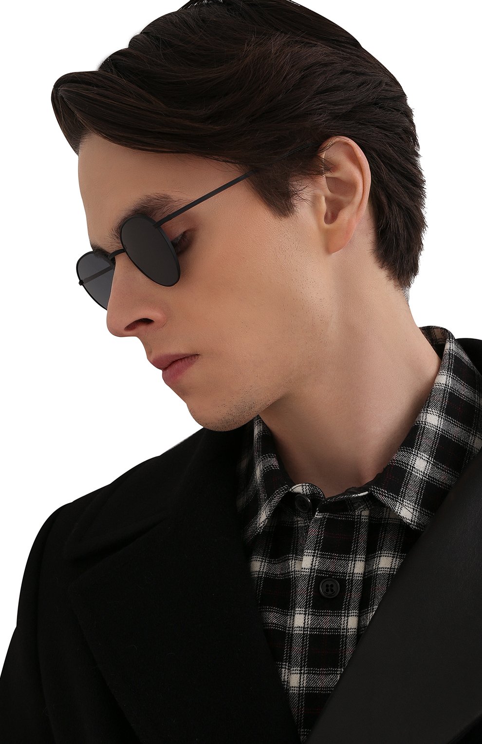 Женские солнцезащитные очки OLIVER PEOPLES черного цвета по цене 29500 руб., арт. 1231ST-5017R5 | Фото 3 Женские солнцезащитные очки OLIVER PEOPLES черного цвета, арт. 1231ST-5017R5 | Фото 3