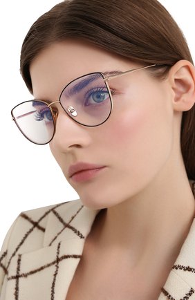 Женские оправа TOM FORD черного цвета по цене 24100 руб., арт. TF5667-B 005 | Фото 2 Женские оправа TOM FORD черного цвета, арт. TF5667-B 005 | Фото 2 (Тип очков: Оправа; Оптика Гендер: оптика-женское; Очки форма: Cat-eye)