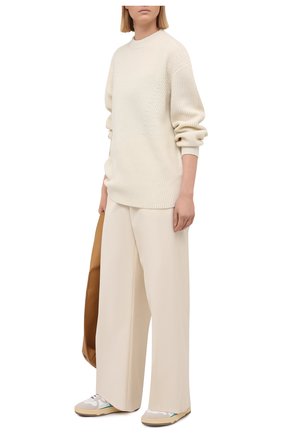 Женский свитер из шерсти и кашемира PROENZA SCHOULER WHITE LABEL кремвого цвета по цене 53350 руб., арт. WL2117561-KW119 | Фото 2 Женский свитер из шерсти и кашемира PROENZA SCHOULER WHITE LABEL кремвого цвета, арт. WL2117561-KW119 | Фото 2