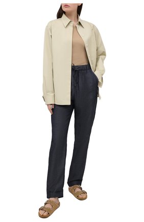 Женские брюки GIORGIO ARMANI синего цвета по цене 73800 руб., арт. 1SHPP0H2/T02GG | Фото 2 Женские брюки GIORGIO ARMANI синего цвета, арт. 1SHPP0H2/T02GG | Фото 2