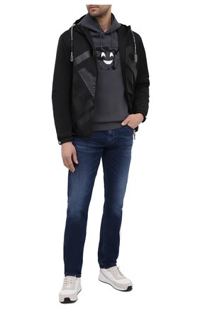 Мужская утепленная куртка EMPORIO ARMANI черного цвета по цене 41600 руб., арт. 3K1BS7/1NZQZ | Фото 2 Мужская утепленная куртка EMPORIO ARMANI черного цвета, арт. 3K1BS7/1NZQZ | Фото 2
