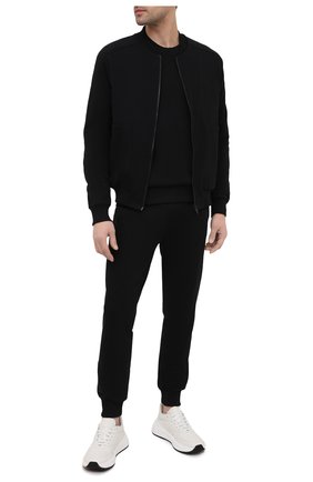 Мужской свитшот ERMENEGILDO ZEGNA черного цвета по цене 20950 руб., арт. N6ML01080 | Фото 2 Мужской свитшот ERMENEGILDO ZEGNA черного цвета, арт. N6ML01080 | Фото 2