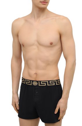 Мужские хлопковые боксеры VERSACE черного цвета по цене 8995 руб., арт. AUU01013/A232741 | Фото 2 Мужские хлопковые боксеры VERSACE черного цвета, арт. AUU01013/A232741 | Фото 2