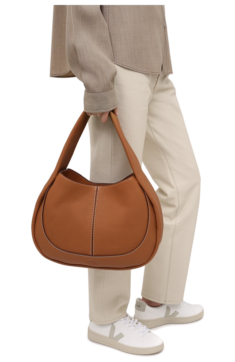 Женская сумка aou TOD’S коричневого цвета по цене 158000 руб., арт. XBWA0US0300UCA | Фото 2 Женская сумка aou TOD’S коричневого цвета, арт. XBWA0US0300UCA | Фото 2 (Сумки-технические: Сумки top-handle; Материал: Натуральная кожа; Региональные ограничения белый список (Axapta Mercury): RU; Размер: large)