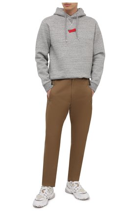 Мужской хлопковое худи DSQUARED2 серого цвета по цене 46450 руб., арт. S74GU0493/S25148 | Фото 2 Мужской хлопковое худи DSQUARED2 серого цвета, арт. S74GU0493/S25148 | Фото 2 (Стили: Гранж; Длина (для топов): Стандартные; Принт: С принтом; Материал внешний: Хлопок; Рукава: Длинные; Мужское Кросс-КТ: Худи-одежда)