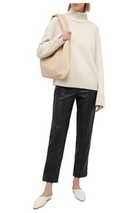 Женские кожаные брюки LORO PIANA темно-синего цвета по цене 512500 руб., арт. FAL5454 | Фото 2 Женские кожаные брюки LORO PIANA темно-синего цвета, арт. FAL5454 | Фото 2