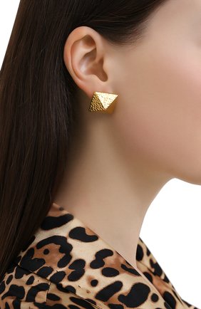 Женские серьги VALENTINO золотого цвета по цене 29950 руб., арт. VW2J0H66/IDS | Фото 2 Женские серьги VALENTINO золотого цвета, арт. VW2J0H66/IDS | Фото 2 (Материал: Металл)