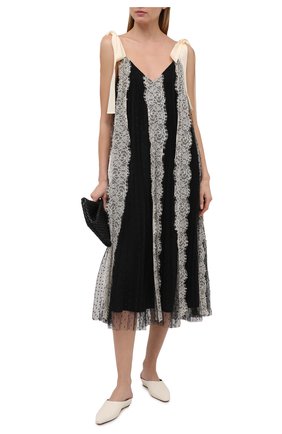 Женское платье REDVALENTINO черно-белого цвета по цене 83450 руб., арт. VR3VA16U/5P1 | Фото 2 Женское платье REDVALENTINO черно-белого цвета, арт. VR3VA16U/5P1 | Фото 2