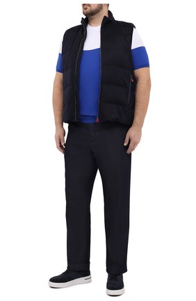 Мужской хлопковый джемпер KITON синего цвета по цене 117500 руб., арт. UK1035L | Фото 2 Мужской хлопковый джемпер KITON синего цвета, арт. UK1035L | Фото 2 (Мужское Кросс-КТ: Джемперы; Рукава: Короткие; Длина (для топов): Удлиненные; Принт: Без принта; Стили: Кэжуэл; Big sizes: Big Sizes; Материал внешний: Хлопок; Вырез: Круглый; Региональные ограничения белый список (Axapta Mercury): RU)