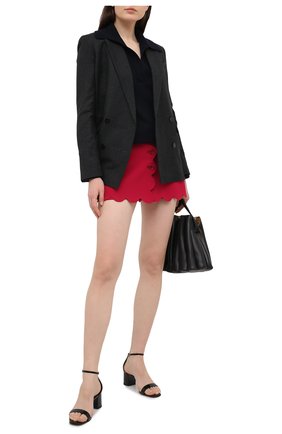Женская юбка-шорты REDVALENTINO красного цвета по цене 34200 руб., арт. VR3RFE30/1FR | Фото 2 Женская юбка-шорты REDVALENTINO красного цвета, арт. VR3RFE30/1FR | Фото 2