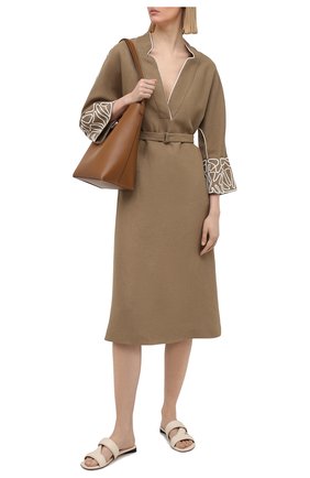 Женское льняное платье LORO PIANA коричневого цвета по цене 284000 руб., арт. FAL6299 | Фото 2 Женское льняное платье LORO PIANA коричневого цвета, арт. FAL6299 | Фото 2