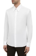 Мужская хлопковая рубашка BOTTEGA VENETA белого цвета, арт. 651007/VKDZ0 | Фото 3 (Манжеты: На пуговицах; Воротник: Кент; Рукава: Длинные; Рубашки М: Regular Fit; Случай: Повседневный; Длина (для топов): Стандартные; Региональные ограничения белый список (Axapta Mercury): RU; Материал внешний: Хлопок; Принт: Однотонные; Стили: Минимализм)