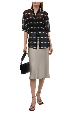 Женская шелковая блузка DRIES VAN NOTEN черного цвета по цене 67400 руб., арт. 211-30782-2088 | Фото 2 Женская шелковая блузка DRIES VAN NOTEN черного цвета, арт. 211-30782-2088 | Фото 2