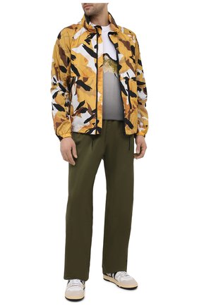 Мужская куртка oct 2 moncler 1952 MONCLER GENIUS разноцветного цвета по цене 105200 руб., арт. G1-092-1B711-00-5957Z | Фото 2 Мужская куртка oct 2 moncler 1952 MONCLER GENIUS разноцветного цвета, арт. G1-092-1B711-00-5957Z | Фото 2